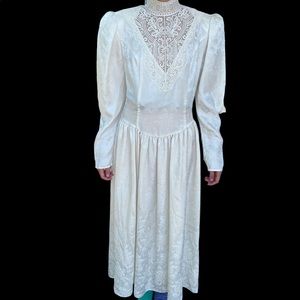Scott McClintock size 10 vintage wedding dress white